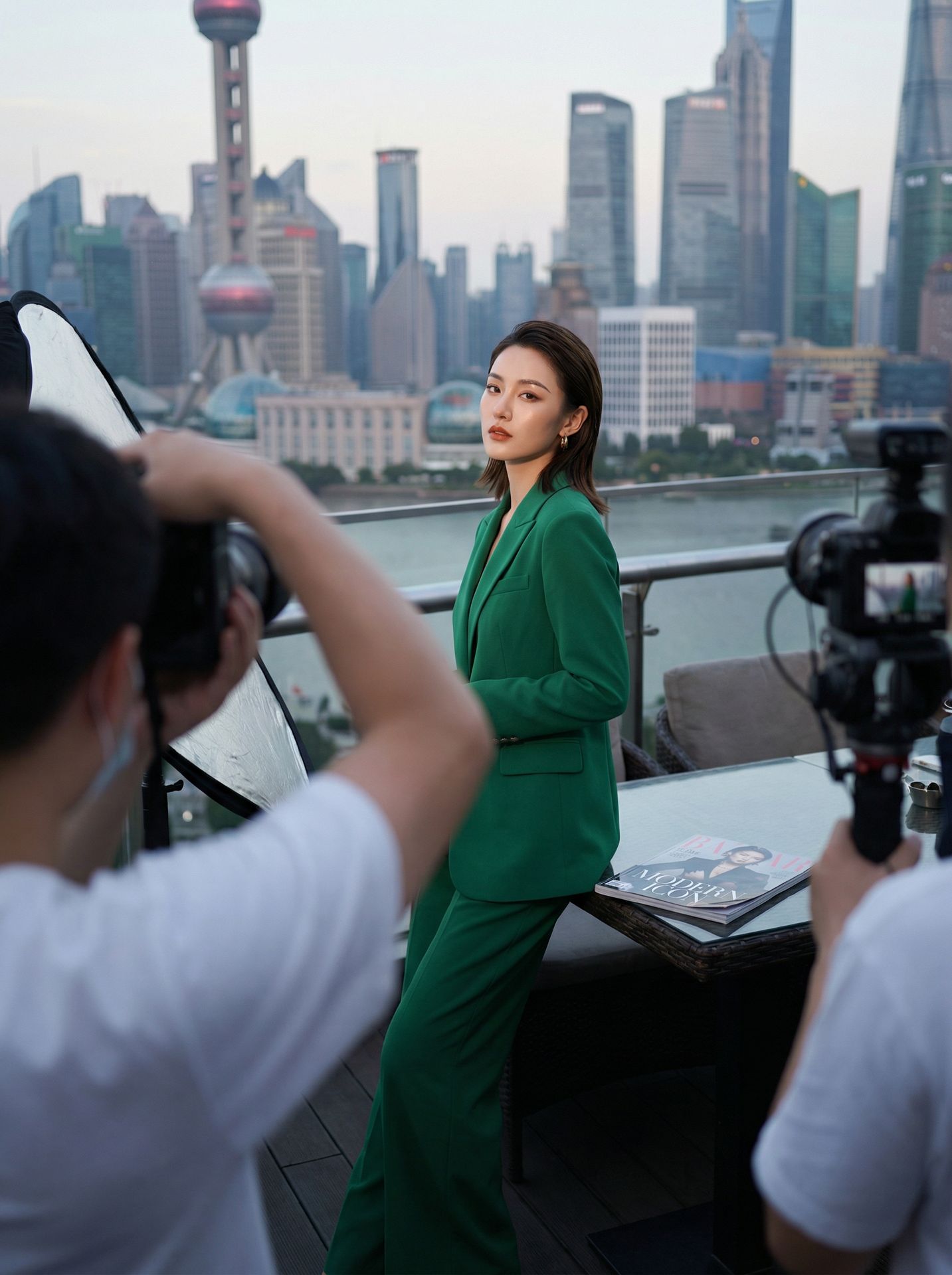 海角网网网红风格视频